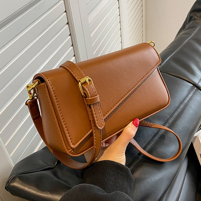 Női bőrtáska, tiszta modell