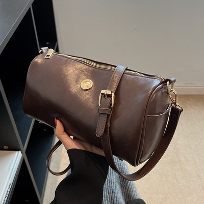 Casual torbica od eko kože sa metalnim elementom