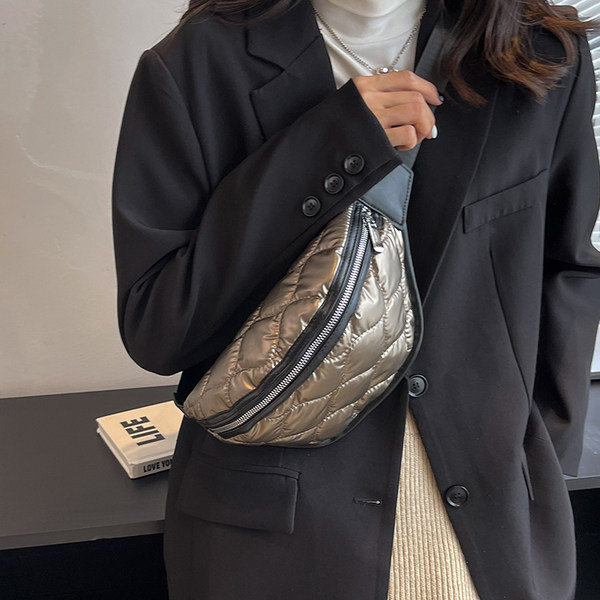 Modes jostas soma - vairākas krāsas