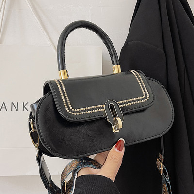 Naiste ökonahast vabaajakott laia õlasangaga