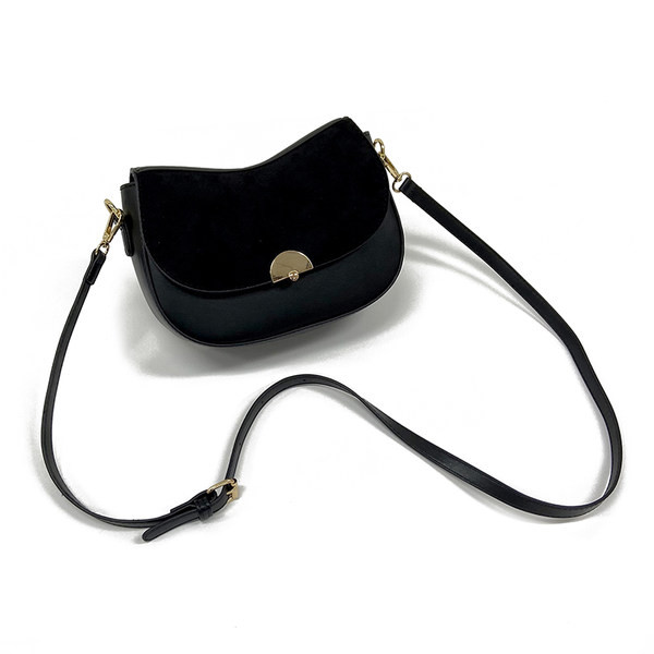 Ikdienas plecu soma no mākslīgās ādas