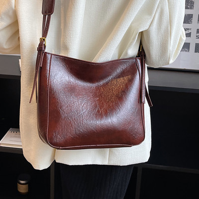 Moteriška retro eko odos rankinė su plačia rankena per petį