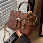 Steppelt kézitáska eko bőrből - bőrönd típusú