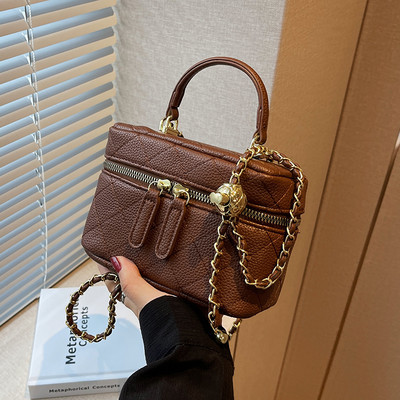 Steppelt kézitáska eko bőrből - bőrönd típusú