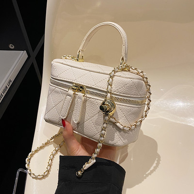 Steppelt kézitáska eko bőrből - bőrönd típusú