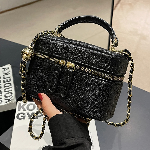 Steppelt kézitáska eko bőrből - bőrönd típusú