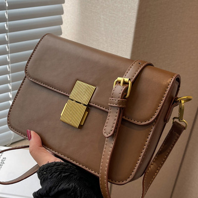 Női bőr táska három színben rögzítéssel