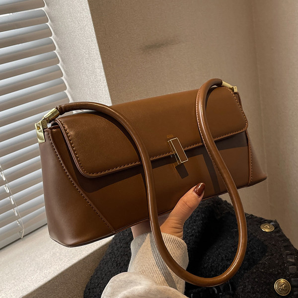 Ikdienas clutch soma