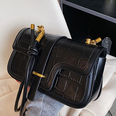 Ādas maza rokassomiņa trīs krāsās