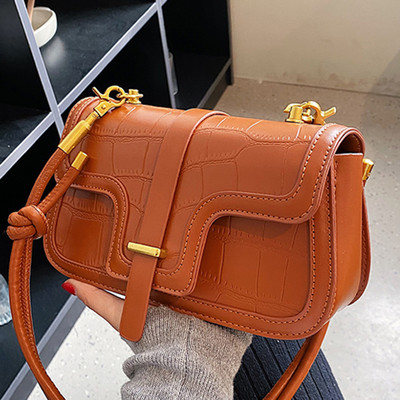 Ādas maza rokassomiņa trīs krāsās