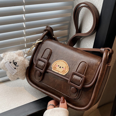 Retro rokassomiņa no eko ādas ar magnētisku sprādzi