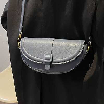 Maza sieviešu ādas soma vairākās krāsās