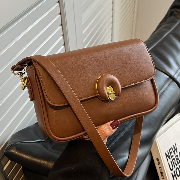 Elegáns női bőrtáska