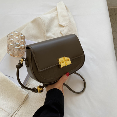 Stilīga rokassomiņa no eko ādas ar metāla aizdari, jauns modelis