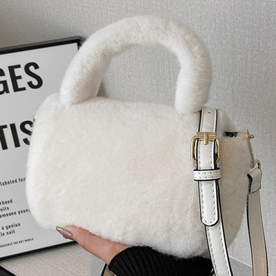 Τσάντα με πούπουλο και χερούλι