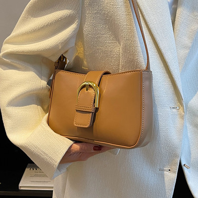 Sieviešu soma ar magnētisku sprādzi ikdienas modelis