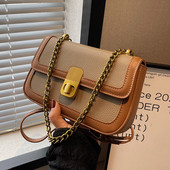 Bőr kézitáska fém lánccal