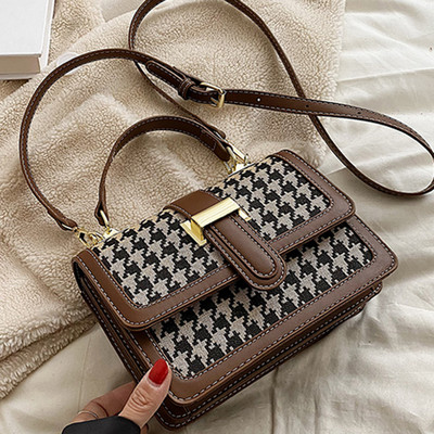 Ženska četvrtasta torba s ručkom za rame i magnetnom kopčom