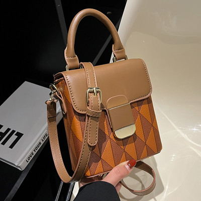 Női alkalmi táska nagy fogantyúval