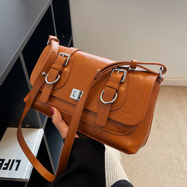 Eco bőr fém csatos alkalmi táska nőknek