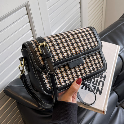 Sieviešu ikdienas soma trīs krāsās