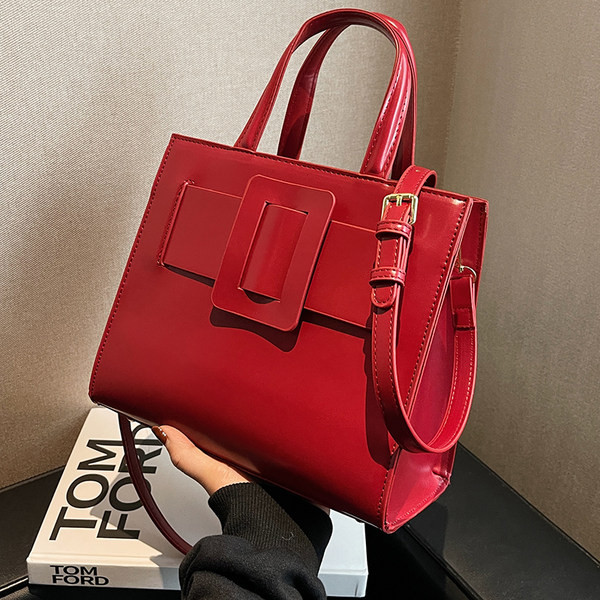 Sieviešu eko ādas ikdienas soma ar rāvējslēdzēju un plecu rokturi