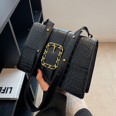 Τσάντα χειρός με - πόρπη και λαβή