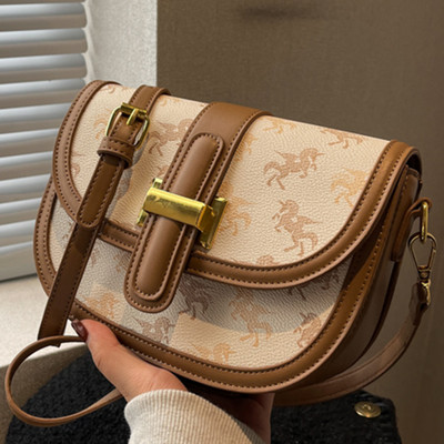 Női bőrtáska két színben