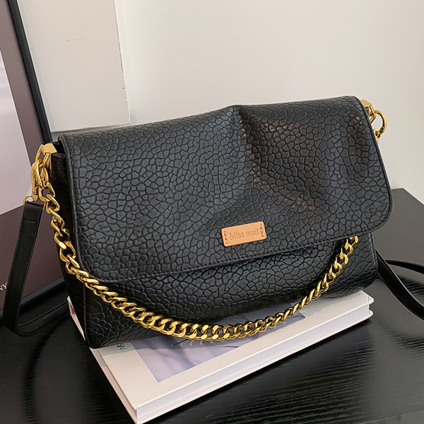 Női Eco bőr alkalmi táska váll fogantyúval