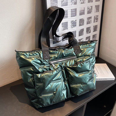 Alkalmi többrekeszes kézitáska