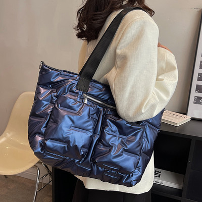 Alkalmi többrekeszes kézitáska