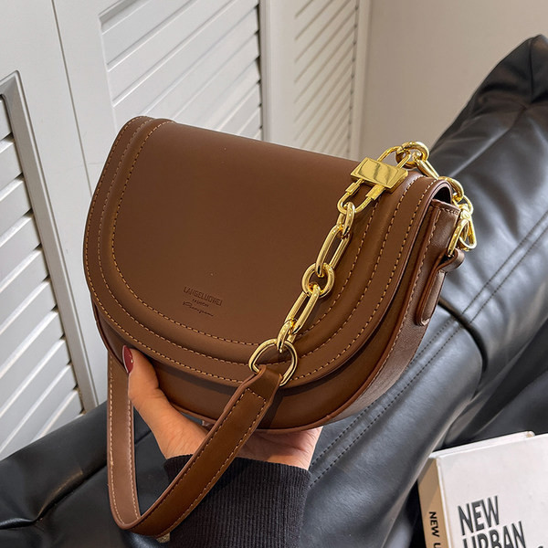 Ženska kožna torba preko ramena