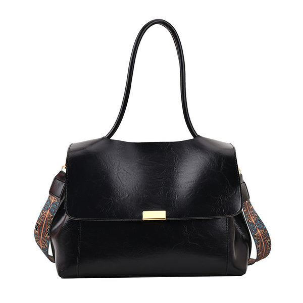 Rokassomiņa ar garu rokturi