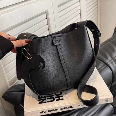 Női eko bőr alkalmi táska cipzárral és mágneses csattal