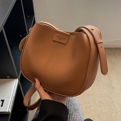 Női eko bőr alkalmi táska cipzárral és mágneses csattal