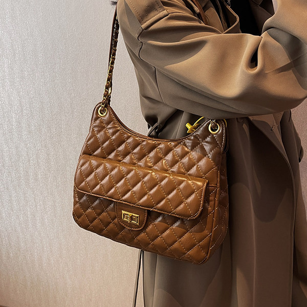 Ženska prošivena torba od eko kože