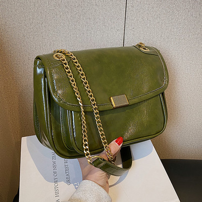 Ikdienas rokassomiņa ar magnētisku sprādzi un ķēdes plecu rokturi