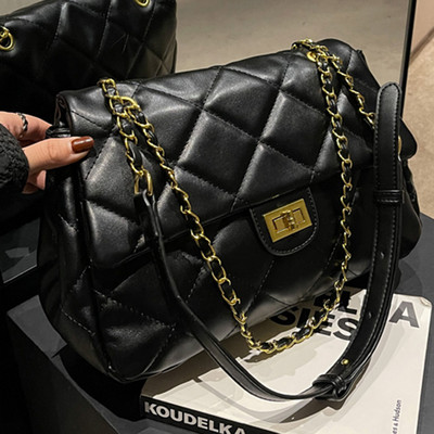 Női bőrtáska két színben