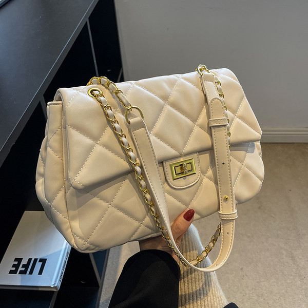 Női bőrtáska két színben