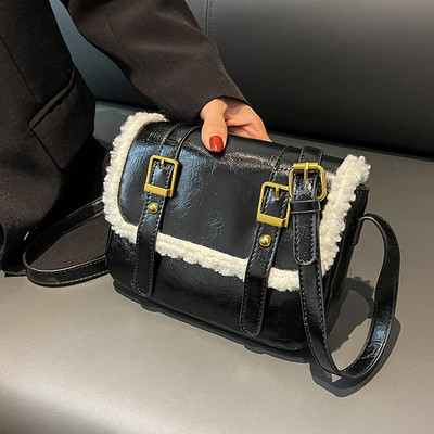 Moderna rokassomiņa ar sprādzēm vairākās krāsās