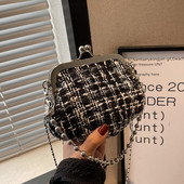 Modern női mini táska fém lánccal