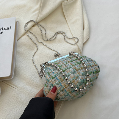 Modern női mini táska fém lánccal