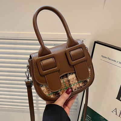 Új modell kis kézitáska több színben