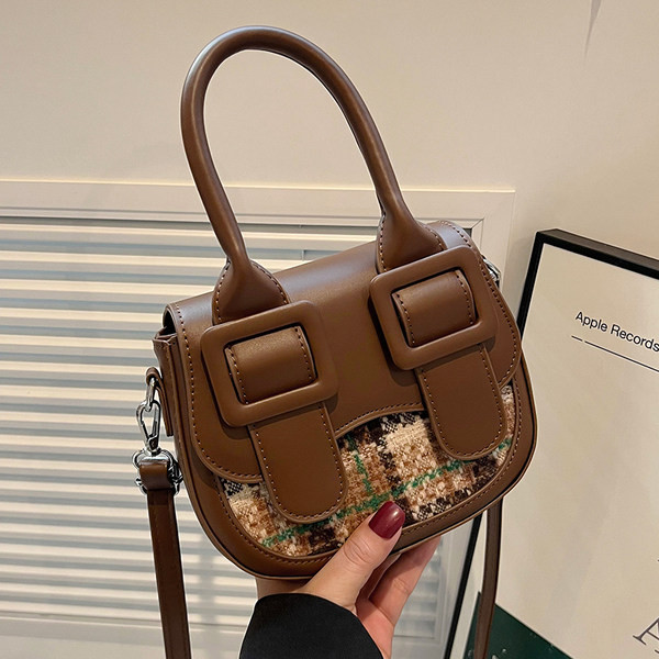 Új modell kis kézitáska több színben