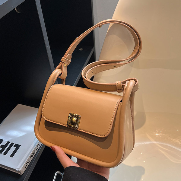 Sieviešu ikdienas ādas soma