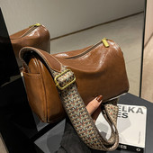 Τσάντα χειρός με φερμουάρ και μεγάλο χερούλι