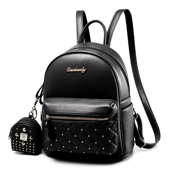 Divatos kézitáska kulcstartóval