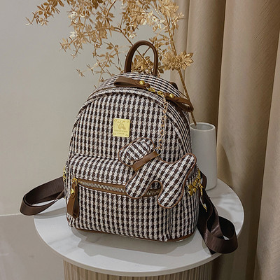 Sieviešu rūtainā mugursoma ar kabatu un rāvējslēdzēju