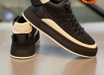 Muške tenisice s vezicama u raznim bojama