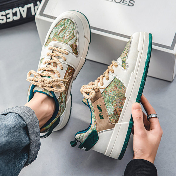 Vīriešu sporta kedas ar ziedu rakstu un oderi